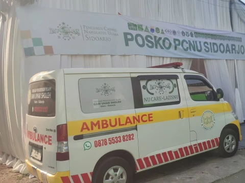 Posko PCNU Sidoarjo Sediakan Makan Gratis dan Layanan Kesehatan untuk Muktamirin