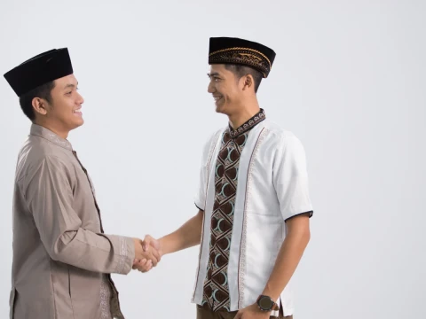 Khutbah Jumat: 2 Sikap Hidup yang Menjadi Ladang Kebaikan