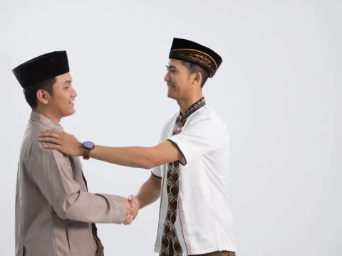Khutbah Jumat: Isi Hati dengan Maaf, Bukan dengan Dendam