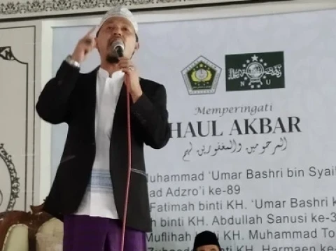 Pesan Aceng Mujib ke Santri Fauzan: Haram Keluar dari NU!