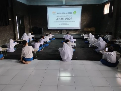 350 Ribu Lebih Siswa dari 12 Ribu MI Ikuti AKMI 2023