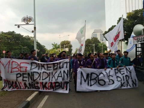 BEM SI Aksi Hardiknas 2026, Soroti Prioritas Pendidikan hingga Isu Kekerasan di Kampus