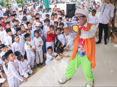 Jalan Dakwah Badut Syariah