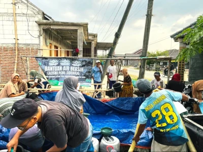 LAZISNU Sidoarjo Salurkan 22 Ribu Liter Air Bersih di Lamongan
