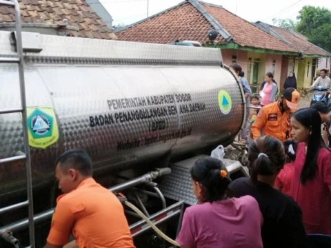 Kekeringan Meluas di Bogor, 52.602 Warga Terdampak Krisis Air Bersih