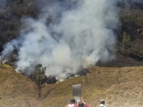 Karhutla Kepung Gunung Bromo, 120 Hektare Lahan Terbakar dan Wisata Ditutup Sementara