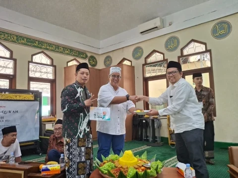Halaqah Pra-Muktamar NU, Pesantren Ciganjur Tumpengan Rayakan Harlah Ke-23 NU Online