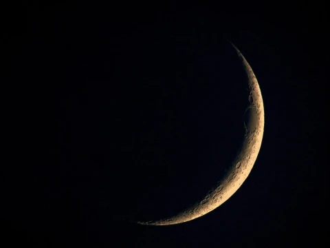 Malam Ini Ada Gerhana Bulan Penumbra, Tak Disunnahkan Shalat Khusuf