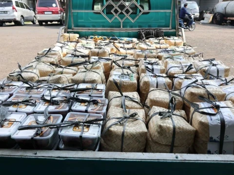 Ribuan Paket Daging Kurban Disalurkan NU Care-LAZISNU bagi Warga Jabodetabek
