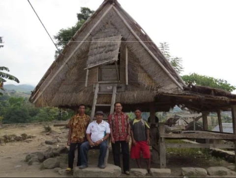 Harmonisasi Umat Beragama di Desa Mbawa: Mulai dari Kehidupan Sosial, Keluarga hingga Pemberian Nama