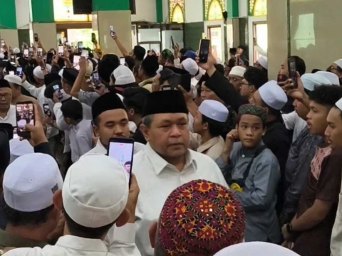 Gus Faiz Ceritakan Wasiat dan Keinginan KH Syukron Ma’mun sebelum Wafat