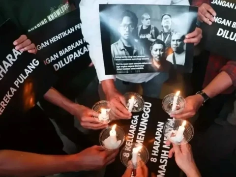 Doa Bersama Digelar untuk Lima Jurnalis dan Tiga Kru yang Hilang Kontak di Selat Sunda