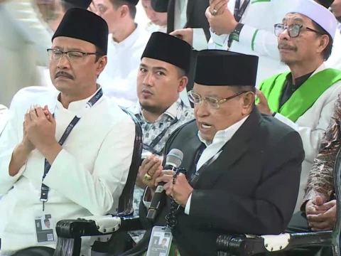 Jelang Pembukaan Muktamar Ke-35 NU, Kiai Sepuh Berturut-turut Pimpin Doa