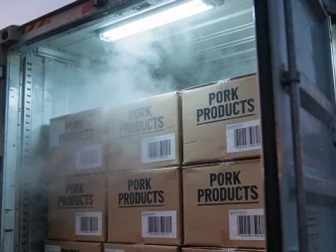Hukum Kontainer Bekas Angkut Daging Babi Dipakai untuk Mengangkut Produk Halal