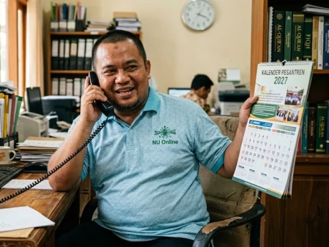 Jualan Kalender, Salah Sambung ke Ibu Nyai