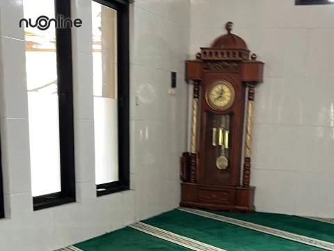 Hukum Mengubah Mushalla Wakaf menjadi Masjid