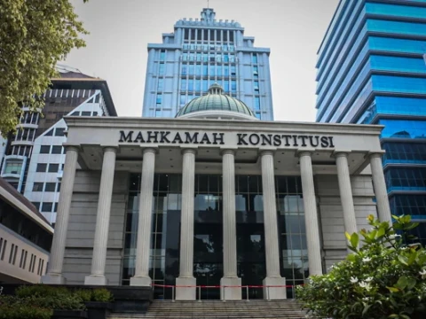 Besok, MK Bakal Putus Tiga Gugatan soal Pendanaan Program MBG