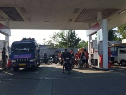 BBM Langka Pascagempa Flores, Distribusi Bantuan NU Peduli Terkendala