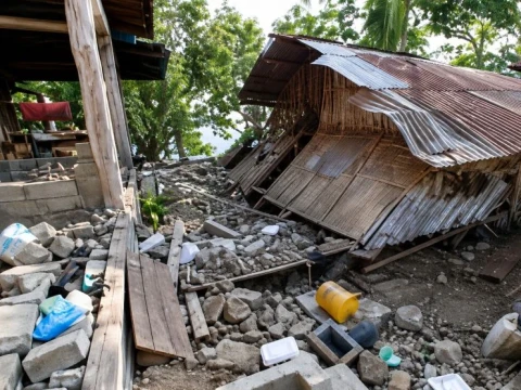 Tercatat 3.394 Gempa Susulan Flores hingga Kamis Pagi, Korban Meninggal Jadi 71 Jiwa