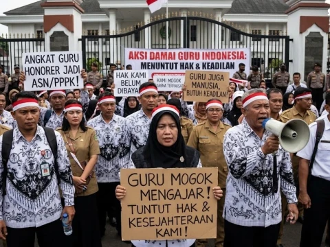 Bolehkah Guru Yayasan Mogok Mengajar untuk Menuntut Hak?