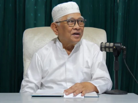 Gus Mus Paparkan 2 Pendekatan Orang Beragama