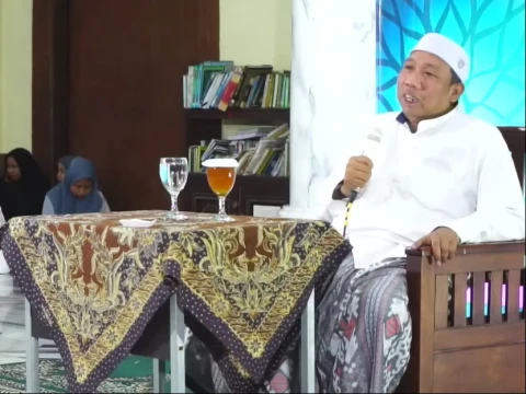 Gus Qoyyum Sebut Ada 3 Kelompok Orang Beruntung dalam Al-Qur'an, Siapa Saja Mereka?