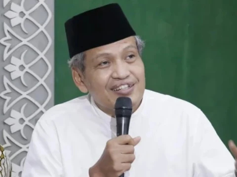 Gus Ulil Tegaskan Manusia Tak Bisa Lepas dari Agama