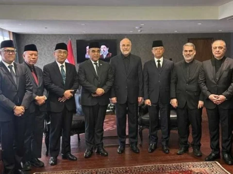 Gus Yahya: Delegasi Indonesia ke Iran Sampaikan Belasungkawa dan Dorong Perdamaian