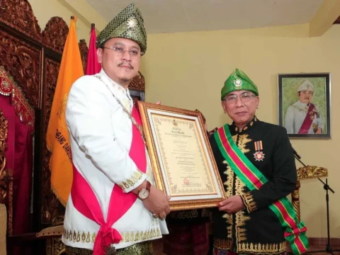Sandang Gelar dari Kesultanan Palembang, Gus Yahya Berkomitmen Jaga Keutuhan Bangsa