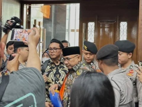 Kasus Kuota Haji, JPU KPK Dakwa Gus Yaqut Terima USD 271.500