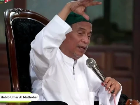 Habib Umar Muthohar: Jangan Khawatir Soal Uang Jika Mengajar Agama