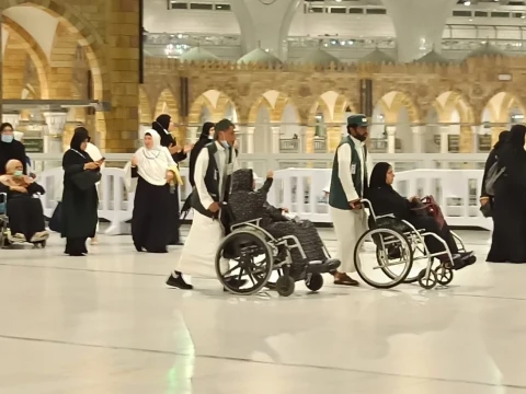 Layanan Jasa Resmi Pendorong Kursi Roda di Masjidil Haram, Ini 3 Lokasinya