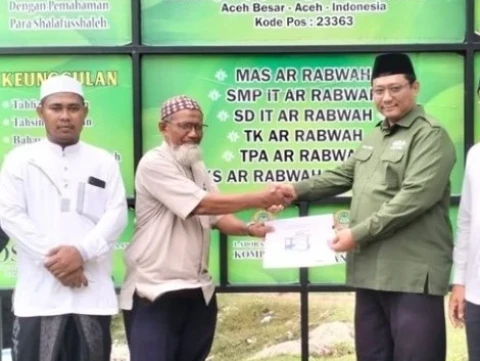 Program Kemaslahatan NU Care-LAZISNU dan BPKH Buka Kios Haji Mart Pesantren di Aceh