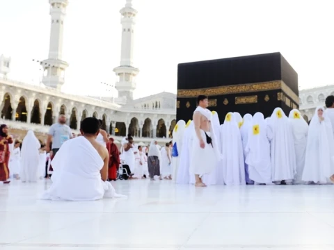 Apakah Perlu Pindah Mazhab ketika Haji dan Umrah?