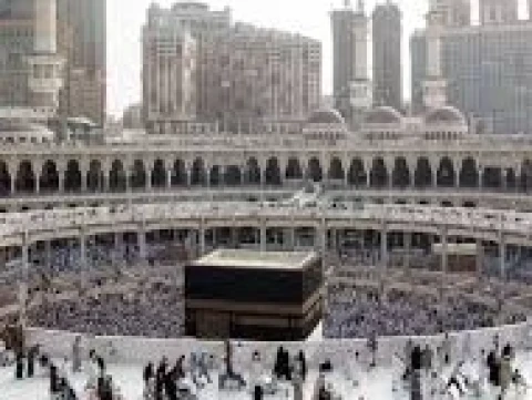 Khutbah Jumat: Haji dan Pesan Kesetaraan Manusia di Hadapan Allah