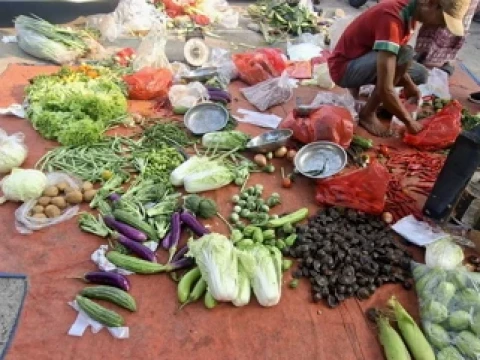 Harga Sayur Terus Naik, Pedagang dan Konsumen Sama-Sama Tertekan