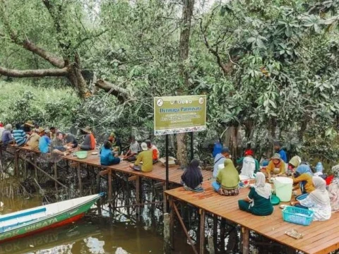 Terminal BBM Banjarmasin Resmikan Ekowisata Mangrove Rambai Center di Barito Kuala