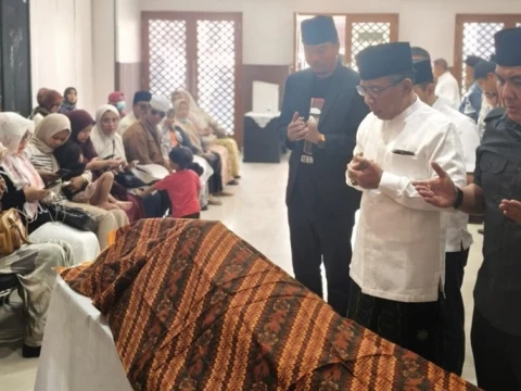 Gus Yahya Lepas Jenazah KH Hasanuddin Kriyani di RSPAD, Kenang sebagai Panutan Umat