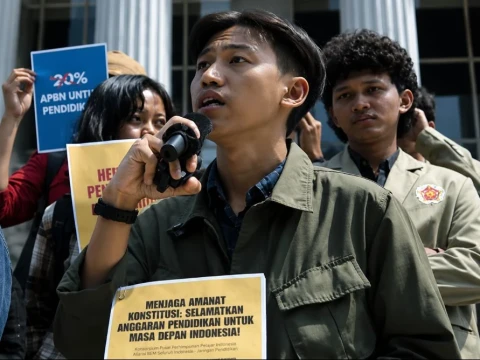 Guru Honorer Sebut Jurang Kesejahteraan Semakin Terasa Akibat Program MBG