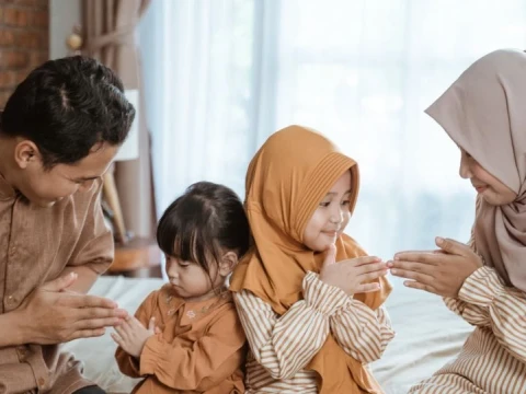 Sulit Memahami Pasangan, Ini Pentingnya Komunikasi yang Efektif dalam Berumah Tangga