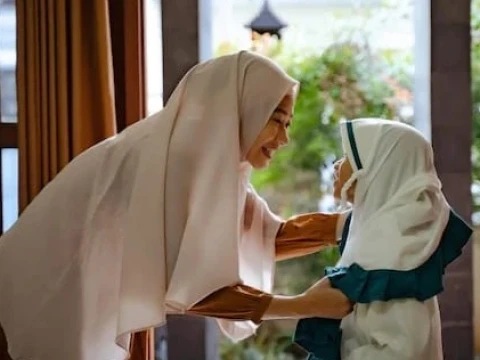 Tips Edukasi kepada Anak di Momentum Idul Fitri