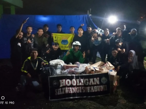 PMII dan Suporter Bola Kota Sukabumi, Serahkan Bantuan Kemanusiaan untuk Korban Gempa Bumi Cianjur