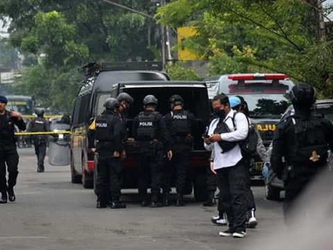 Bom Bunuh Diri di Bandung Telan Korban Jiwa: 1 Polisi Meninggal, 8 Lainnya luka-luka