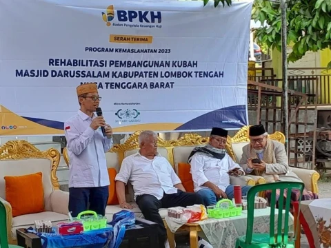 Kubah Masjid Darussalam di NTB yang Direhabilitasi LAZISNU dan BPKH Memukau Wisatawan