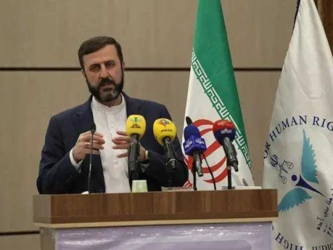 Wamenlu Iran Bantah Rencana Trump Kuasai Selat Hormuz: Tidak Bisa Direbut dengan Cuitan