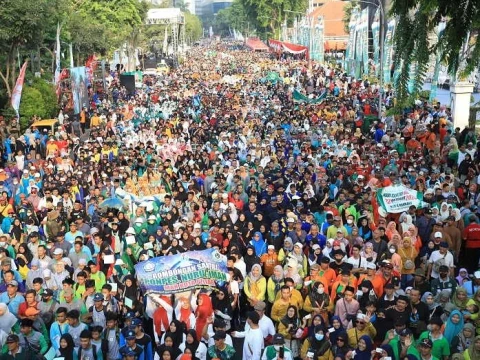 Berkah Jalan Sehat Hari Santri, Jualan Para Pedagang Ludes