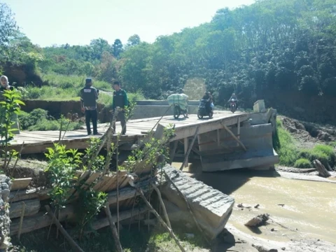 Perjuangan Tim LAZISNU Lintasi Jalan Teka-Teki Demi Salurkan Bantuan di Bener Meriah Aceh