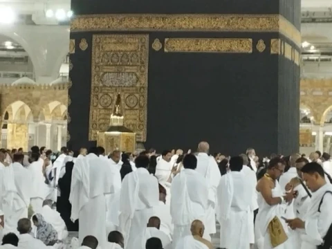 Hikmah Mandi Ihram bagi Jamaah Haji