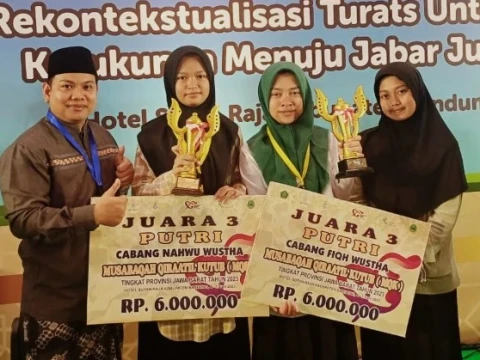 Duo Santri Putri Fauzan Terbaik Ketiga MQK Jabar 2023