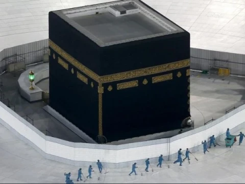 5 Peristiwa Sejarah Penyebab Ka’bah Ditutup, dari Perang hingga Wabah